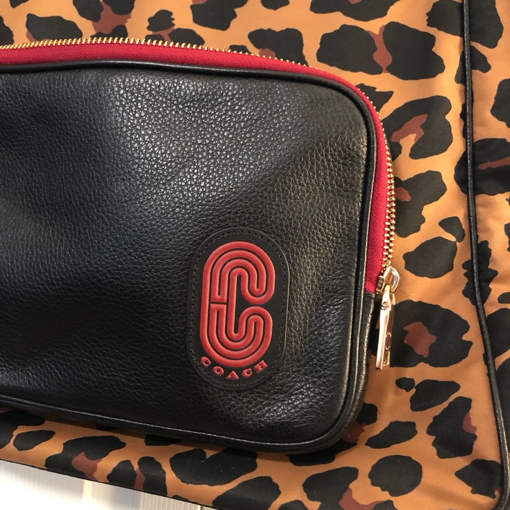 Coach - Leopard Print Tote Bag with Black Accents - Picture 7 of 13